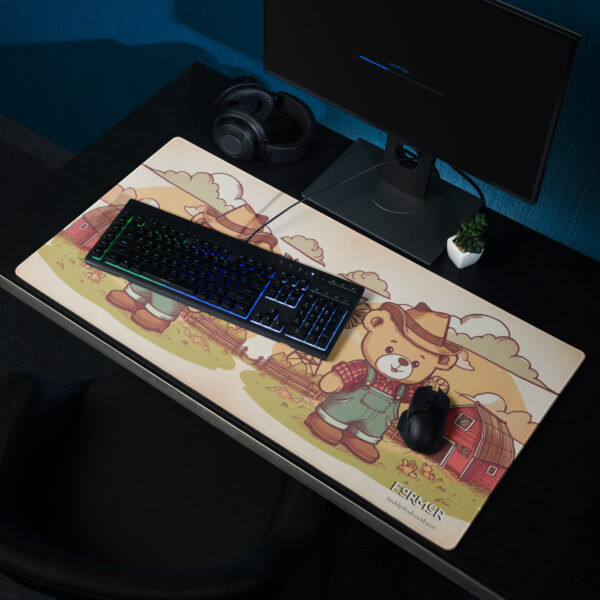 Farmer Boss - Gaming Mouse Pad (Vintage Bear)