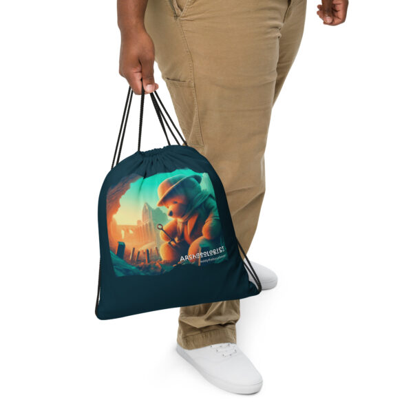 Archaeologist Boss - Drawstring Bag (Brown Bear) - Image 3
