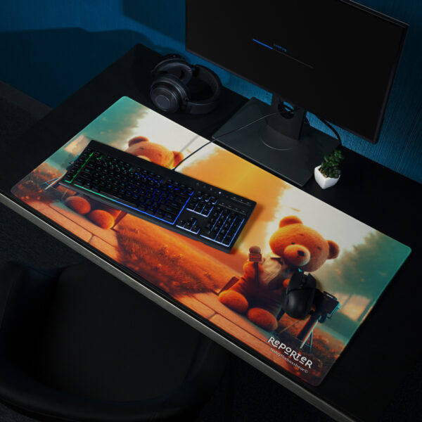 Reporter Boss - Gaming Mouse Pad (Brown Bear)