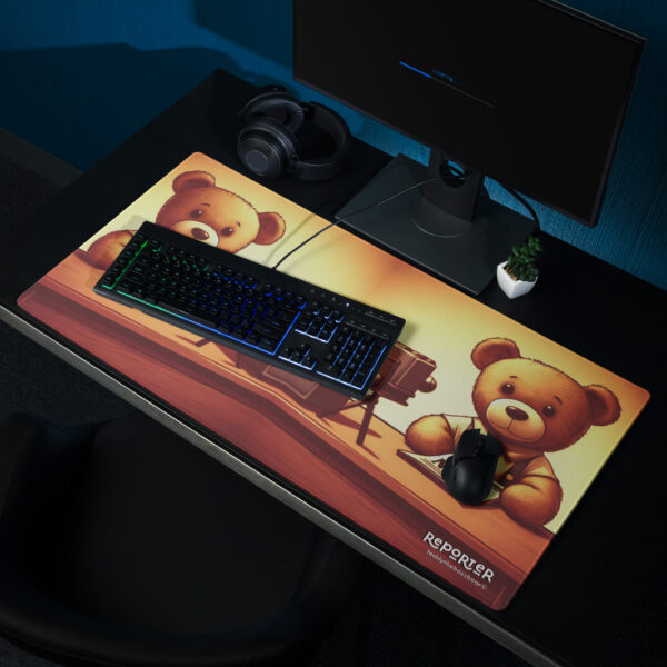 Reporter Boss - Gaming Mouse Pad (Vintage Bear)