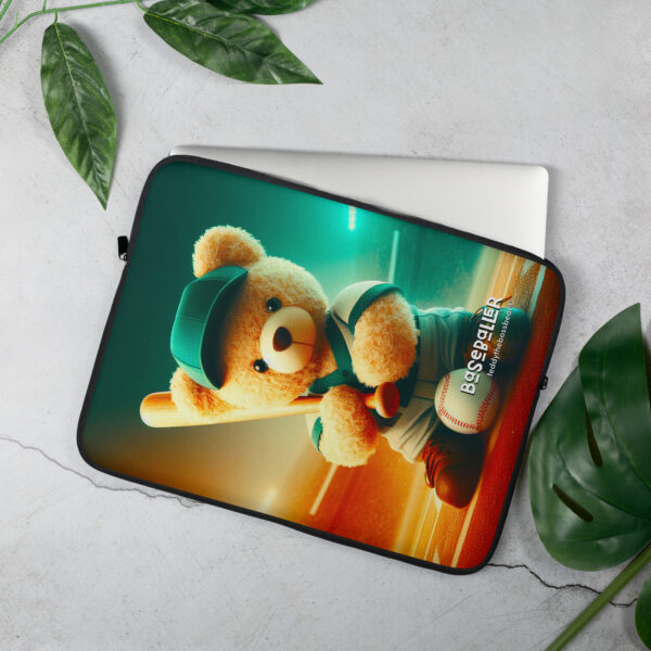 Baseballer Boss - Laptop Sleeve (Brown Bear)